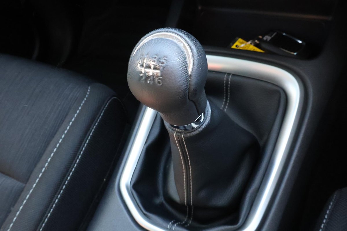 2021 Toyota Hilux SR5 GUN126R 4X4 Dual Range image 21