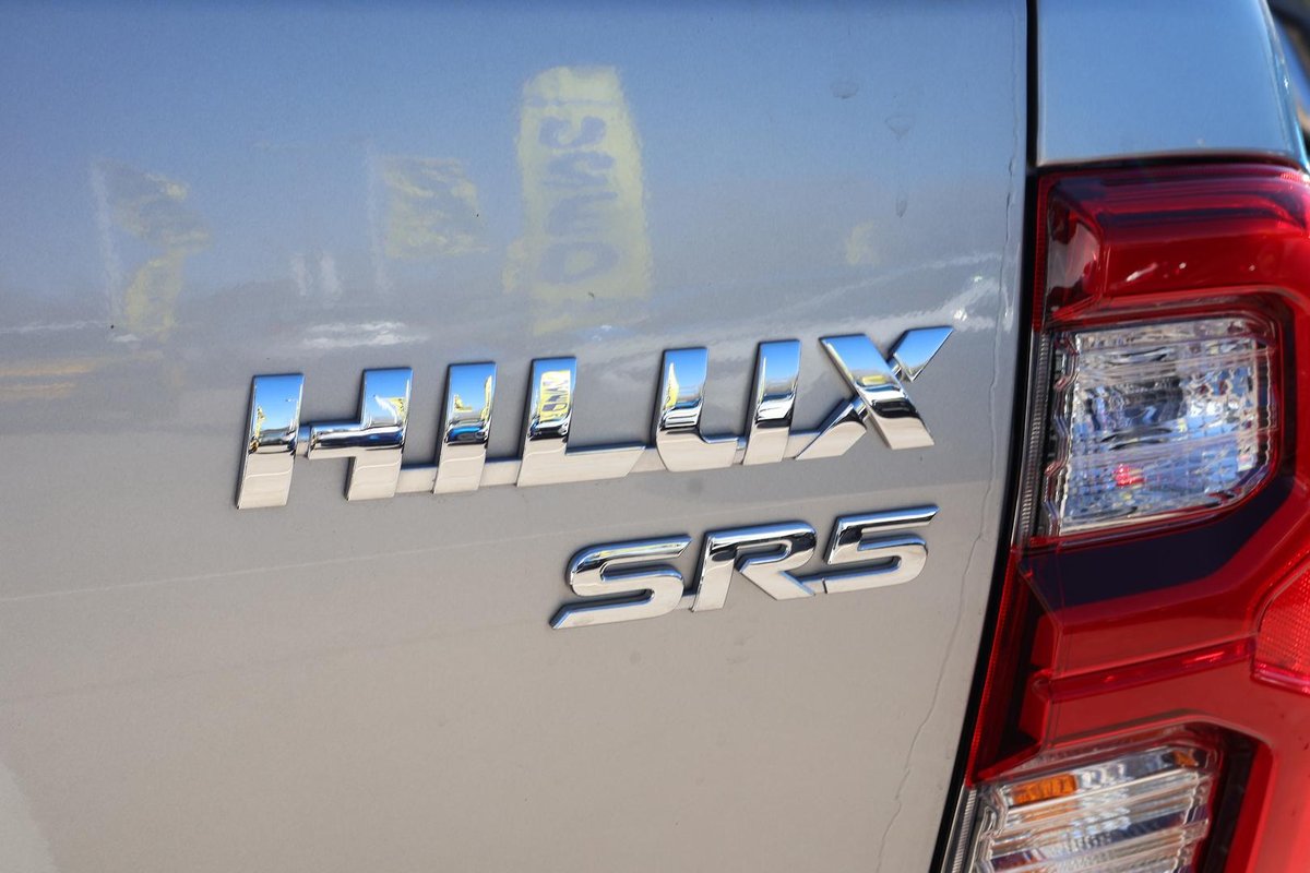 2021 Toyota Hilux SR5 GUN126R 4X4 Dual Range image 31
