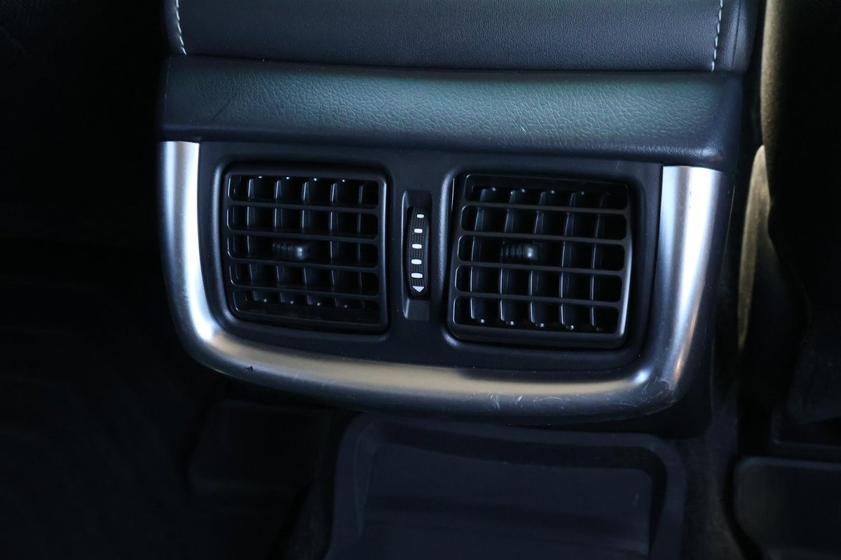 2021 Toyota Hilux SR5 GUN126R 4X4 Dual Range image 23