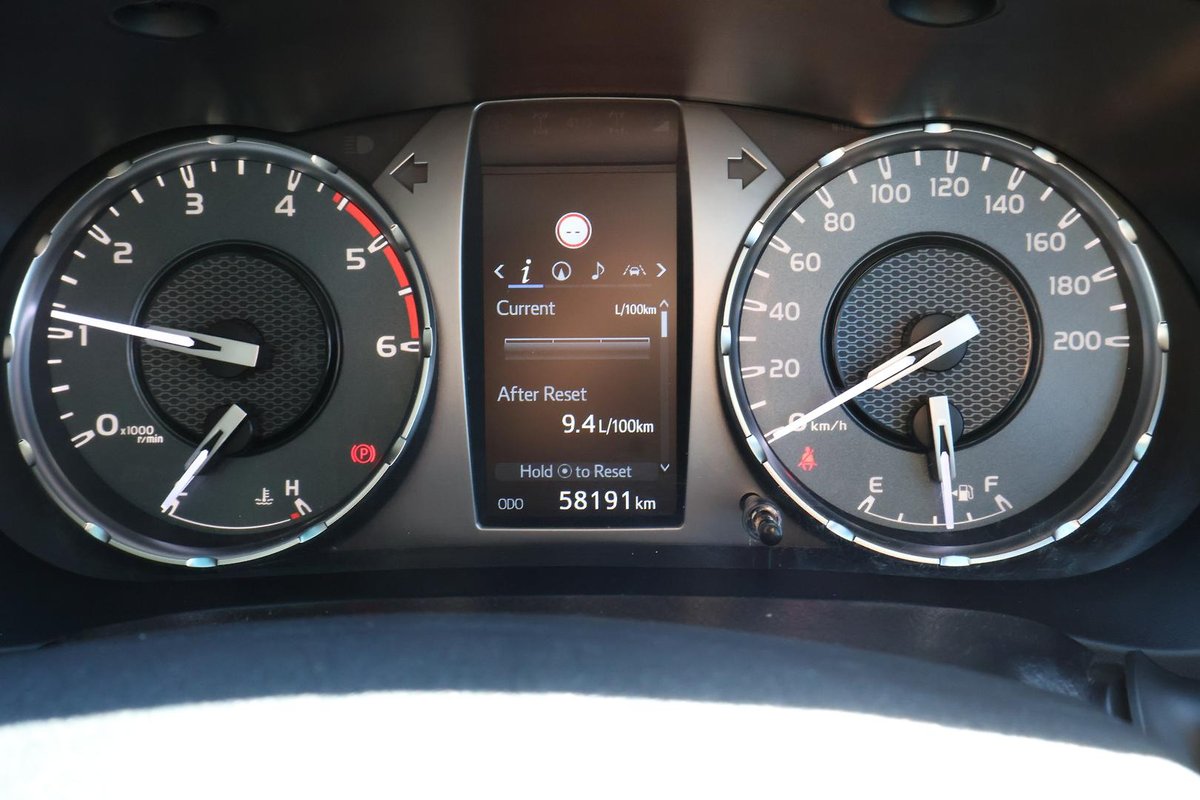 2021 Toyota Hilux SR5 GUN126R 4X4 Dual Range image 12