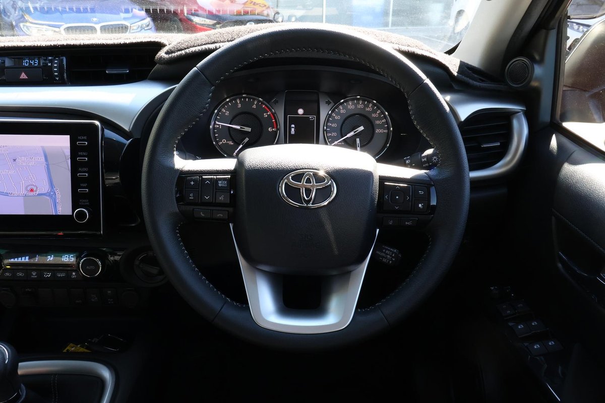 2021 Toyota Hilux SR5 GUN126R 4X4 Dual Range image 9