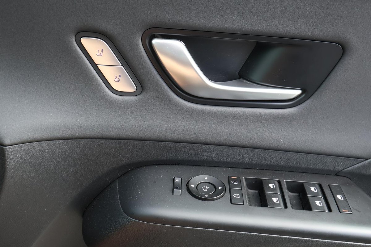 2024 Hyundai Kona Premium SX2.V1 MY24 image 23