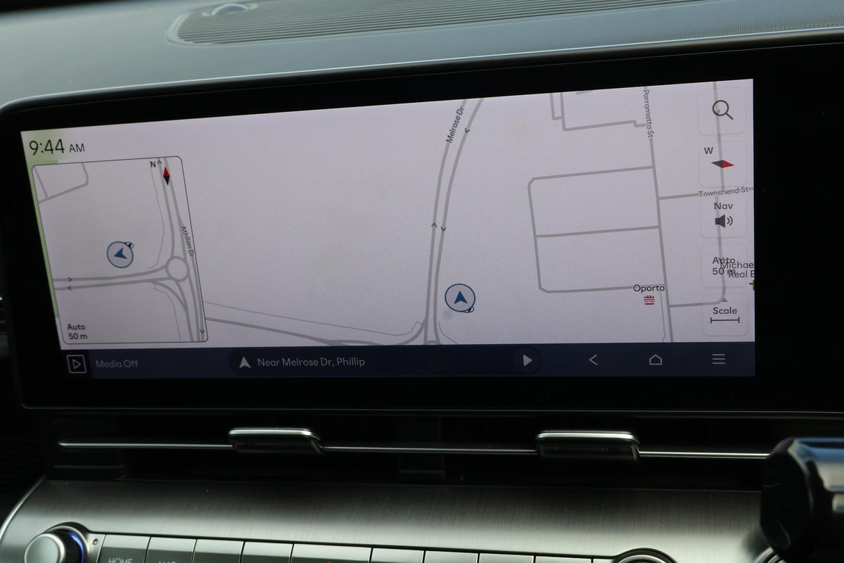 2024 Hyundai Kona Premium SX2.V1 MY24 image 16