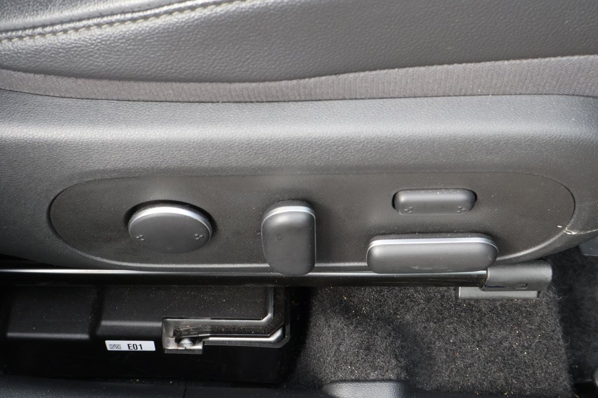 2024 Hyundai Kona Premium SX2.V1 MY24 image 24