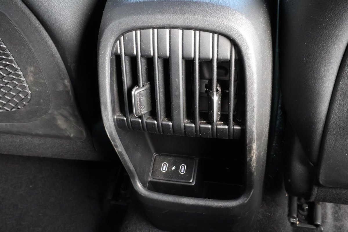 2024 Hyundai Kona Premium SX2.V1 MY24 image 26
