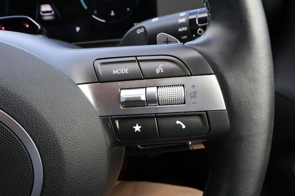2024 Hyundai Kona Premium SX2.V1 MY24 image 11