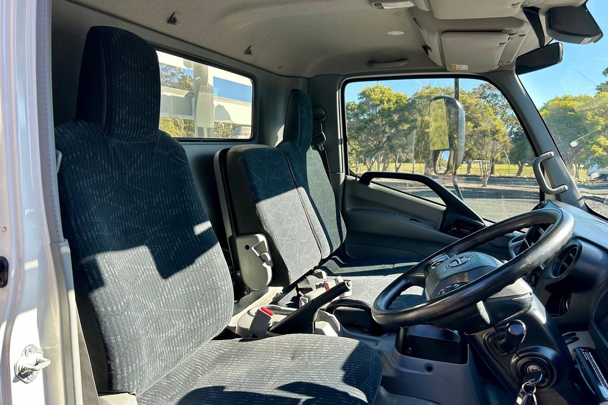 2020 Hino 300 Series 616 image 26