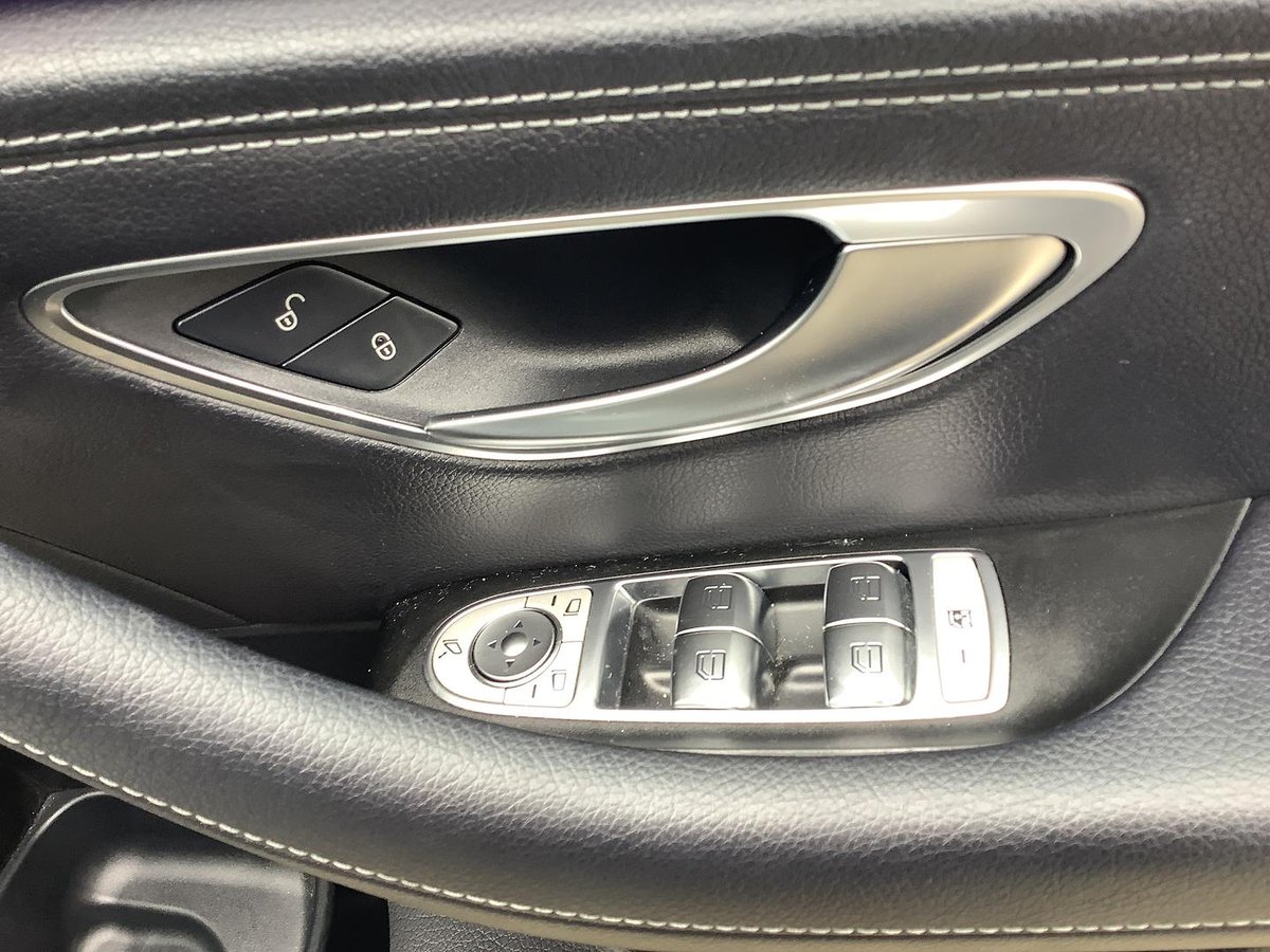 2020 Mercedes-Benz E-Class E300 W213 image 19