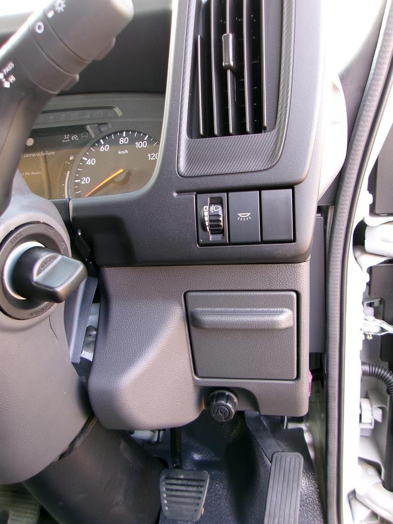 2026 Isuzu N Series NPR 45/65-175 DT D28 Tradepack image 31
