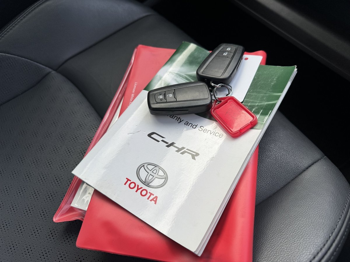 2017 Toyota C-HR Koba NGX10R image 23