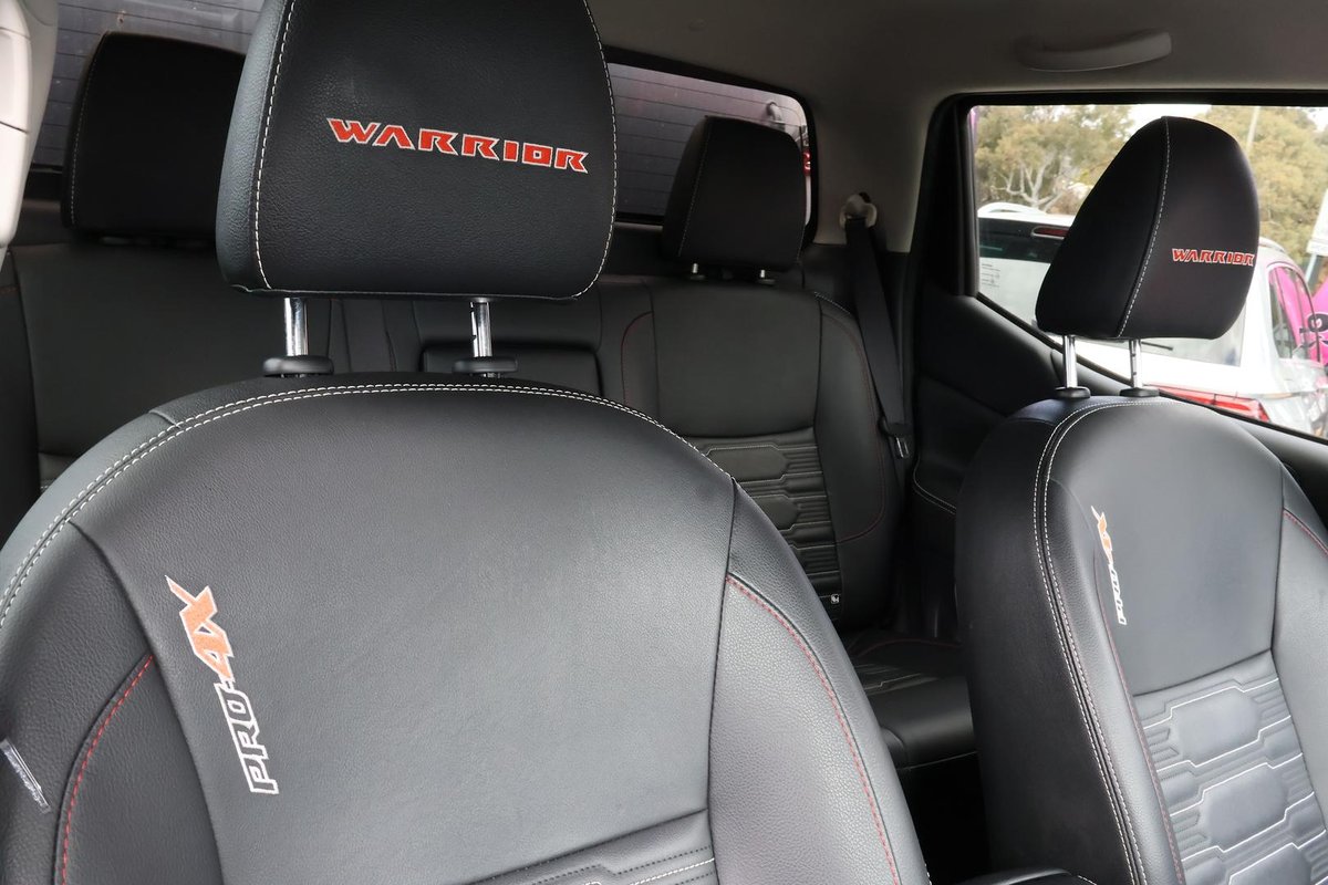 2022 Nissan Navara PRO-4X Warrior D23 MY22 4X4 Dual Range image 8