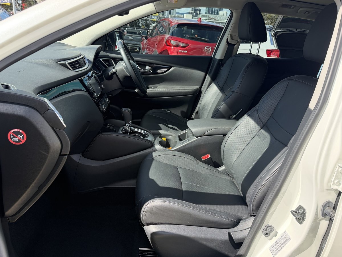 2016 Nissan QASHQAI Ti J11 image 10
