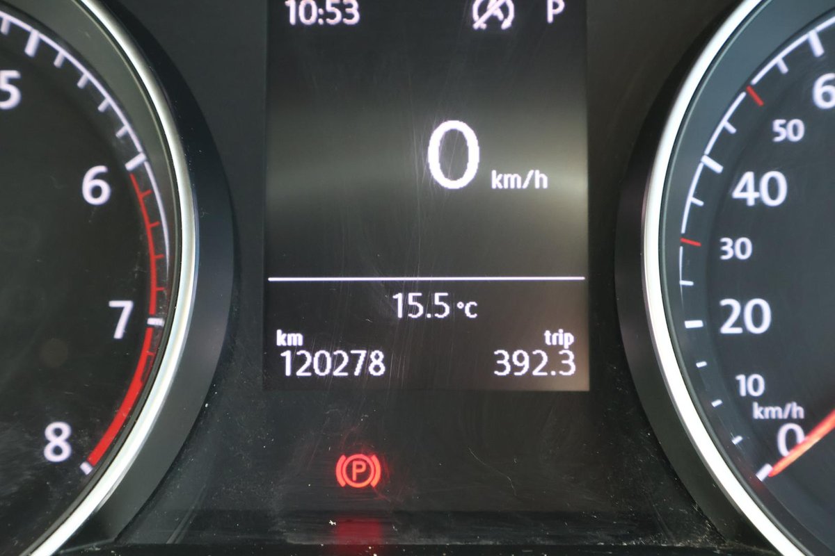 2016 Volkswagen Golf 92TSI Trendline 7 MY16 image 14