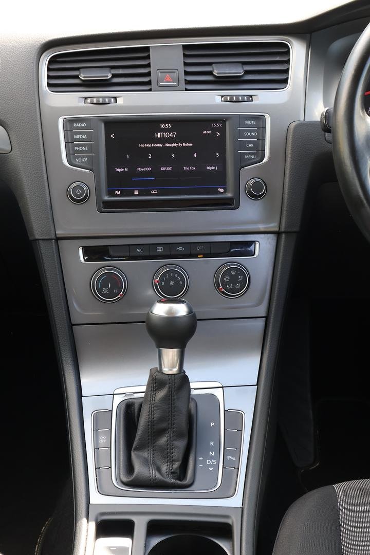 2016 Volkswagen Golf 92TSI Trendline 7 MY16 image 17