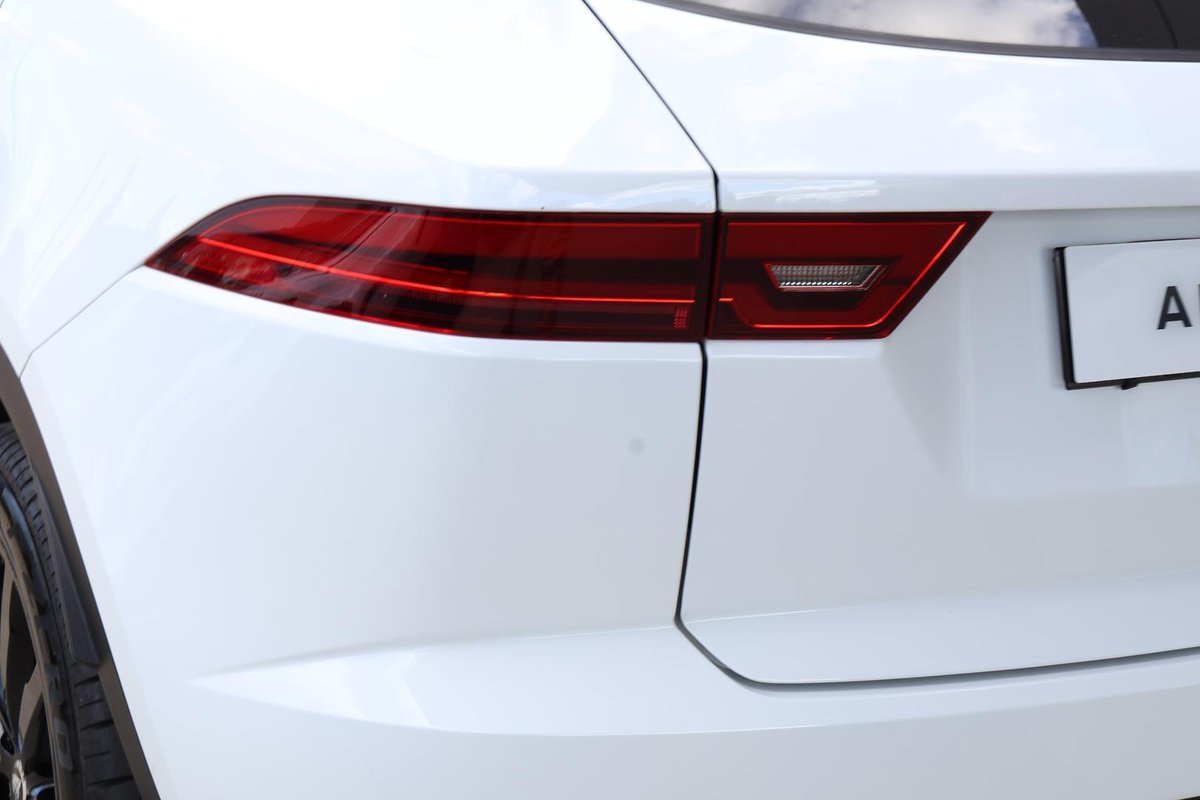 2024 Jaguar E-PACE P250 R-Dynamic SE X540 MY24.5 AWD image 19