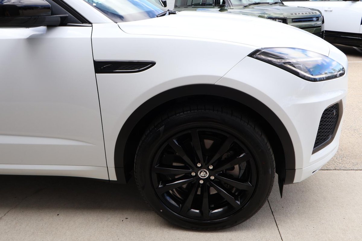 2024 Jaguar E-PACE P250 R-Dynamic SE X540 MY24.5 AWD image 8