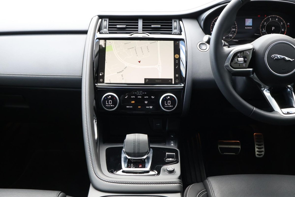 2024 Jaguar E-PACE P250 R-Dynamic SE X540 MY24.5 AWD image 14