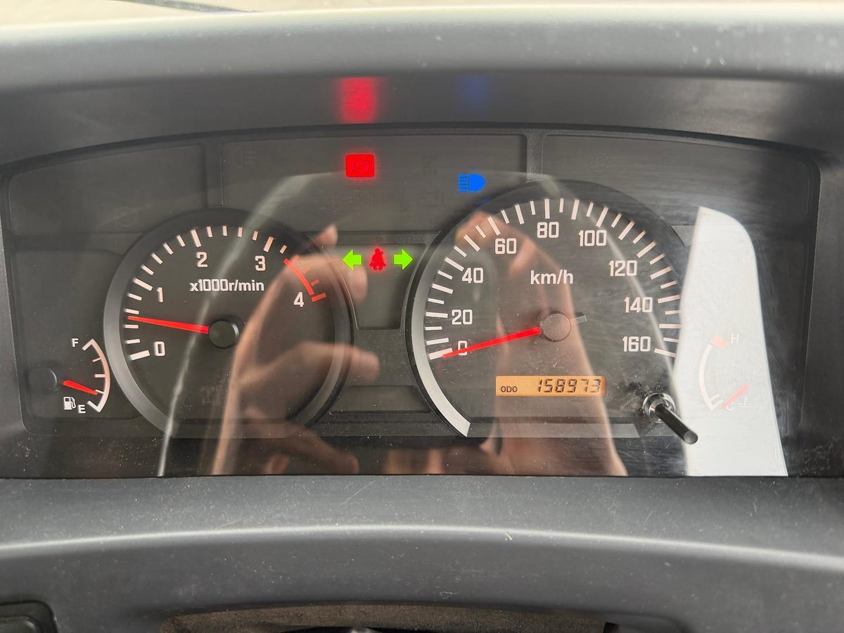 2008 Isuzu N Series NPR 400 image 28