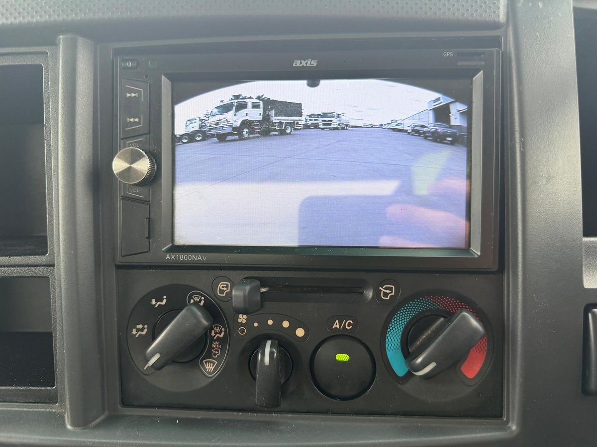 2008 Isuzu N Series NPR 400 image 30