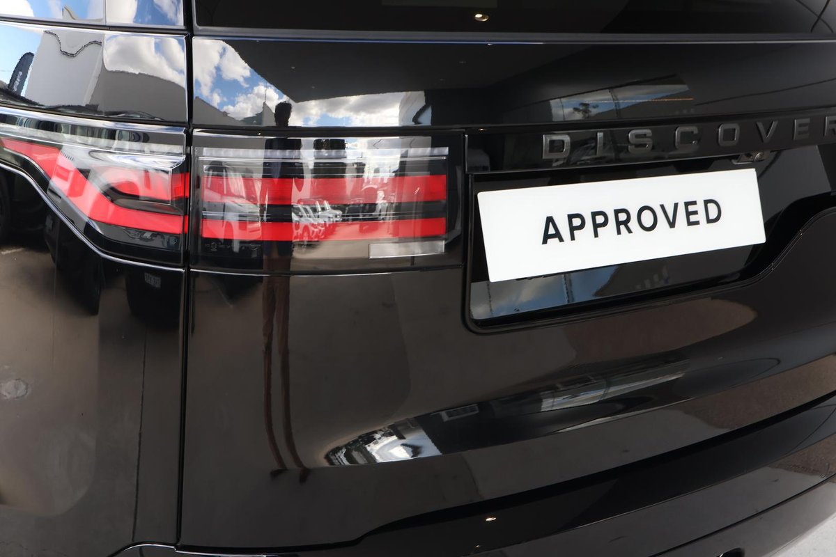 2026 Land Rover Discovery D350 Dynamic SE Series 5 MY26 4X4 image 19