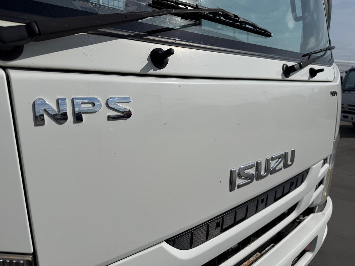 2019 Isuzu N Series NPS 45/75-155 image 17