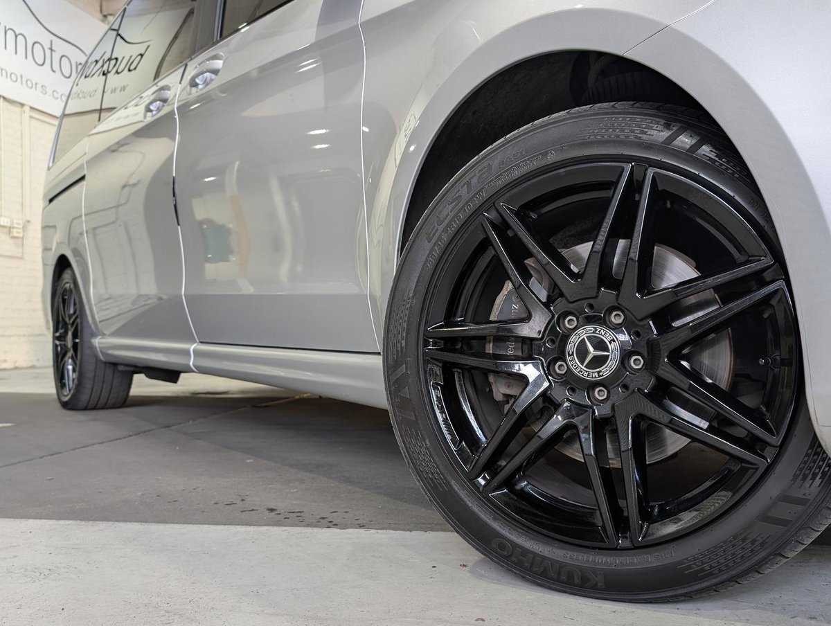 2024 Mercedes-Benz V-Class V300 d AMG Avantgarde 447 image 8
