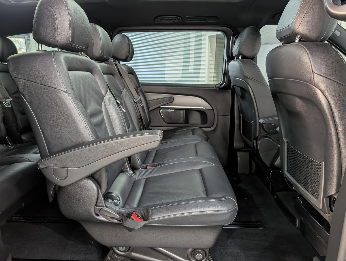 2024 Mercedes-Benz V-Class V300 d AMG Avantgarde 447 image 30
