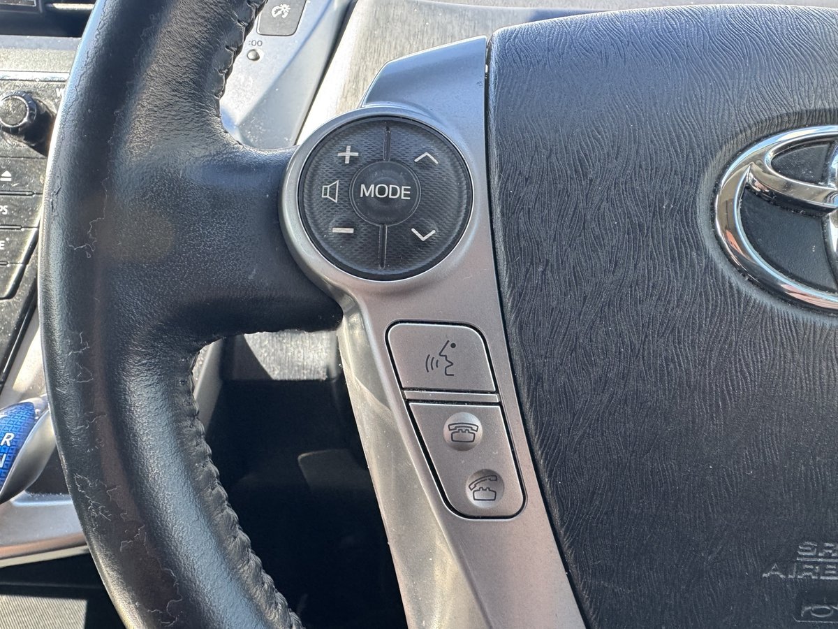 2019 Toyota Prius V i-Tech ZVW40R image 22