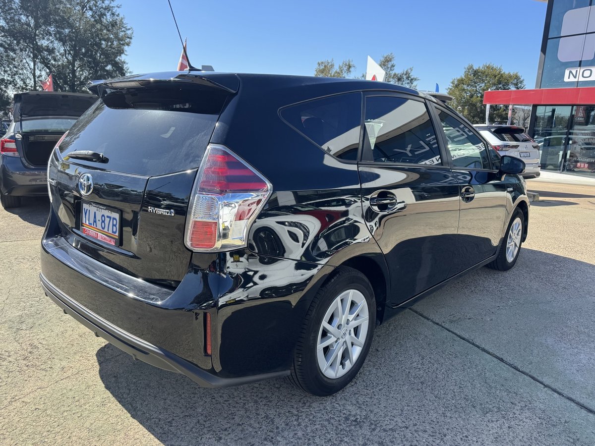 2019 Toyota Prius V i-Tech ZVW40R image 7
