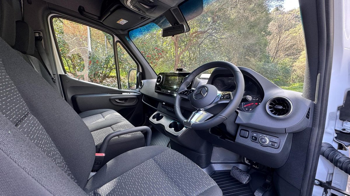 2026 Mercedes-Benz Sprinter image 19