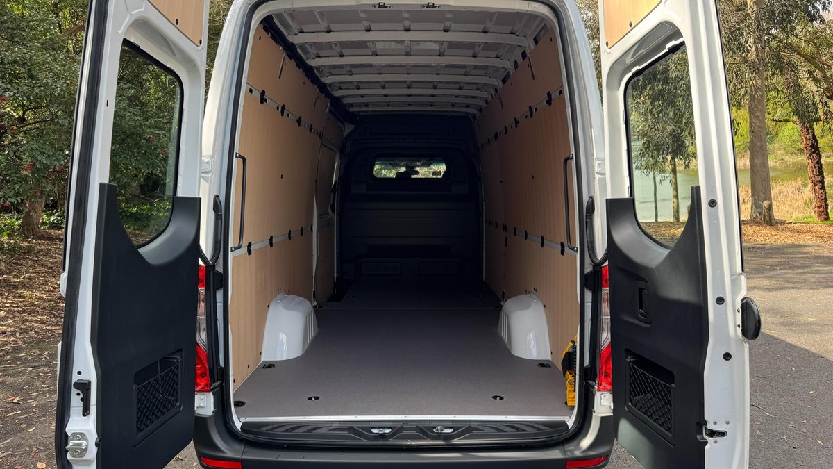 2026 Mercedes-Benz Sprinter image 13
