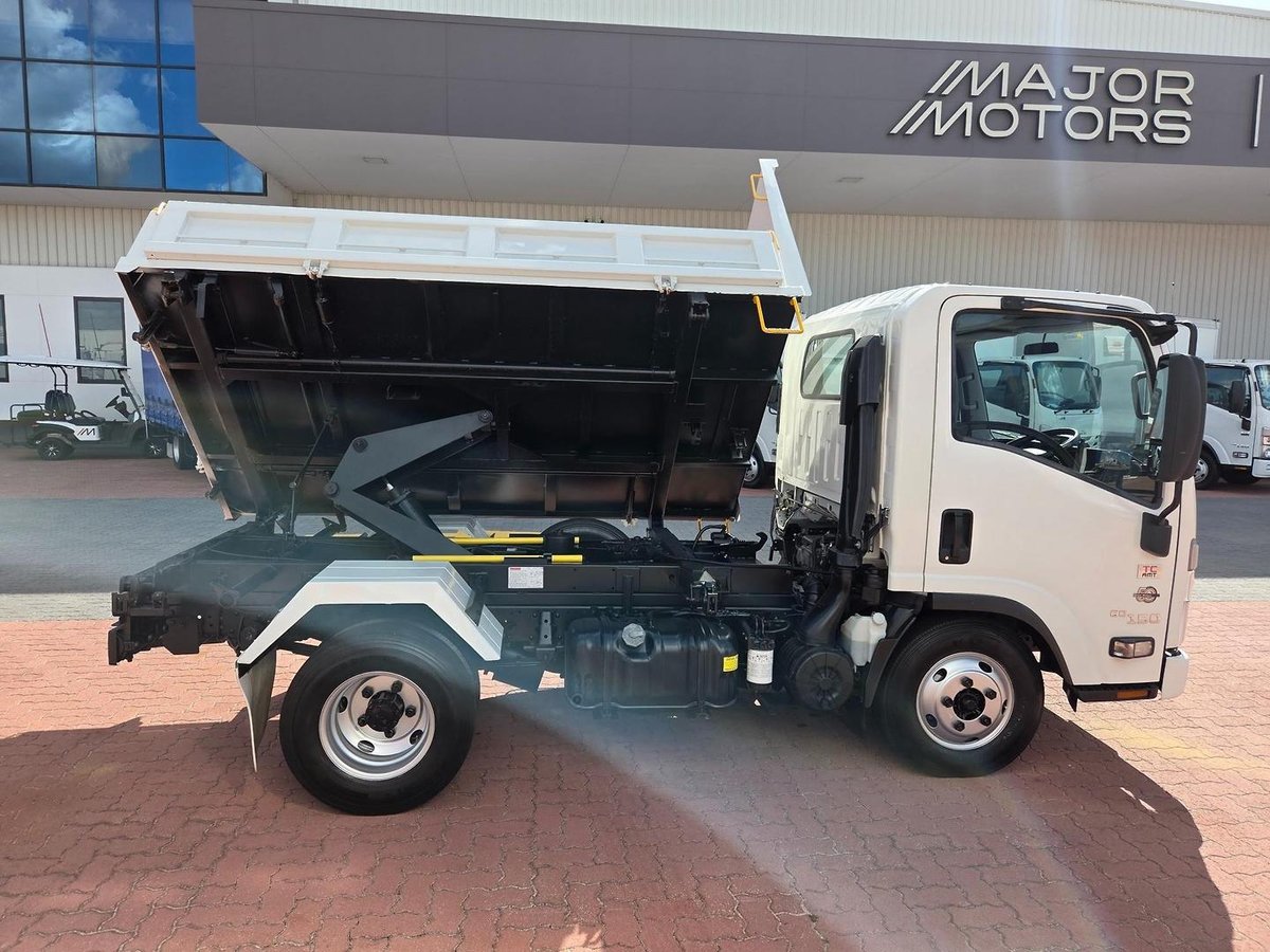 2022 Isuzu Nmr60-150  Amt 3 Way Tipper image 11