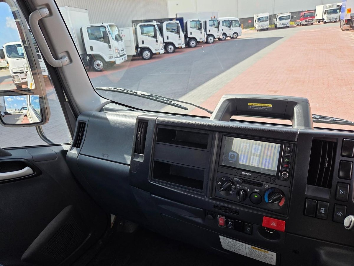 2022 Isuzu Nmr60-150  Amt 3 Way Tipper image 26