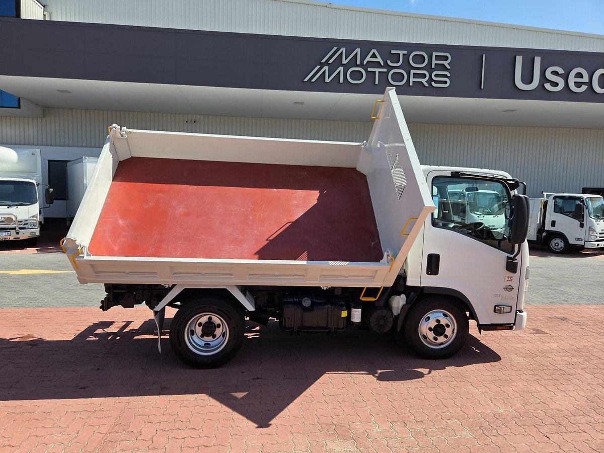 2022 Isuzu Nmr60-150  Amt 3 Way Tipper image 13