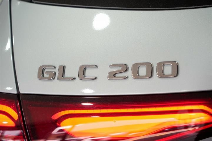 2025 Mercedes-Benz GLC-Class GLC200 X254 Four Wheel Drive image 16