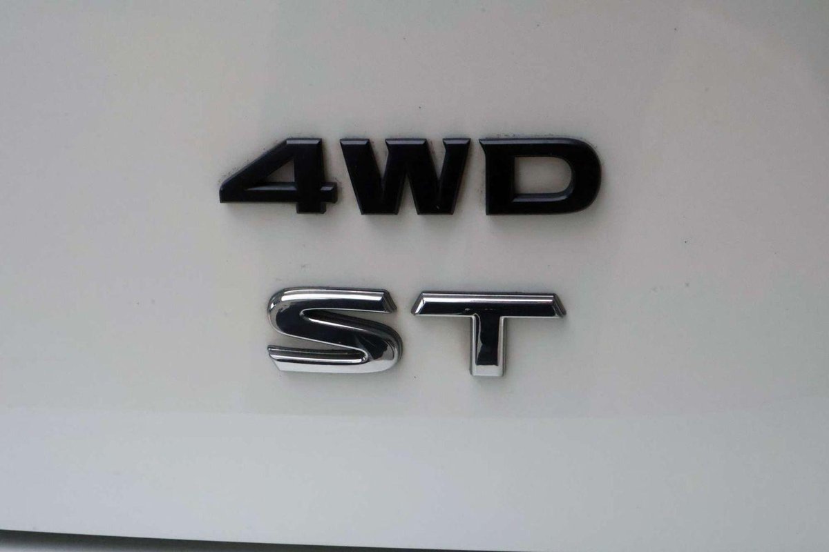 2019 Nissan Pathfinder ST+ N-TREK R52 Series III MY19 4X4 On Demand image 26