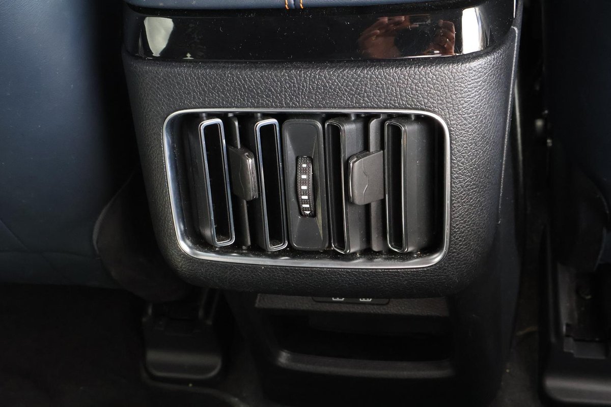 2024 BYD SEALION 6 Premium AWD image 25