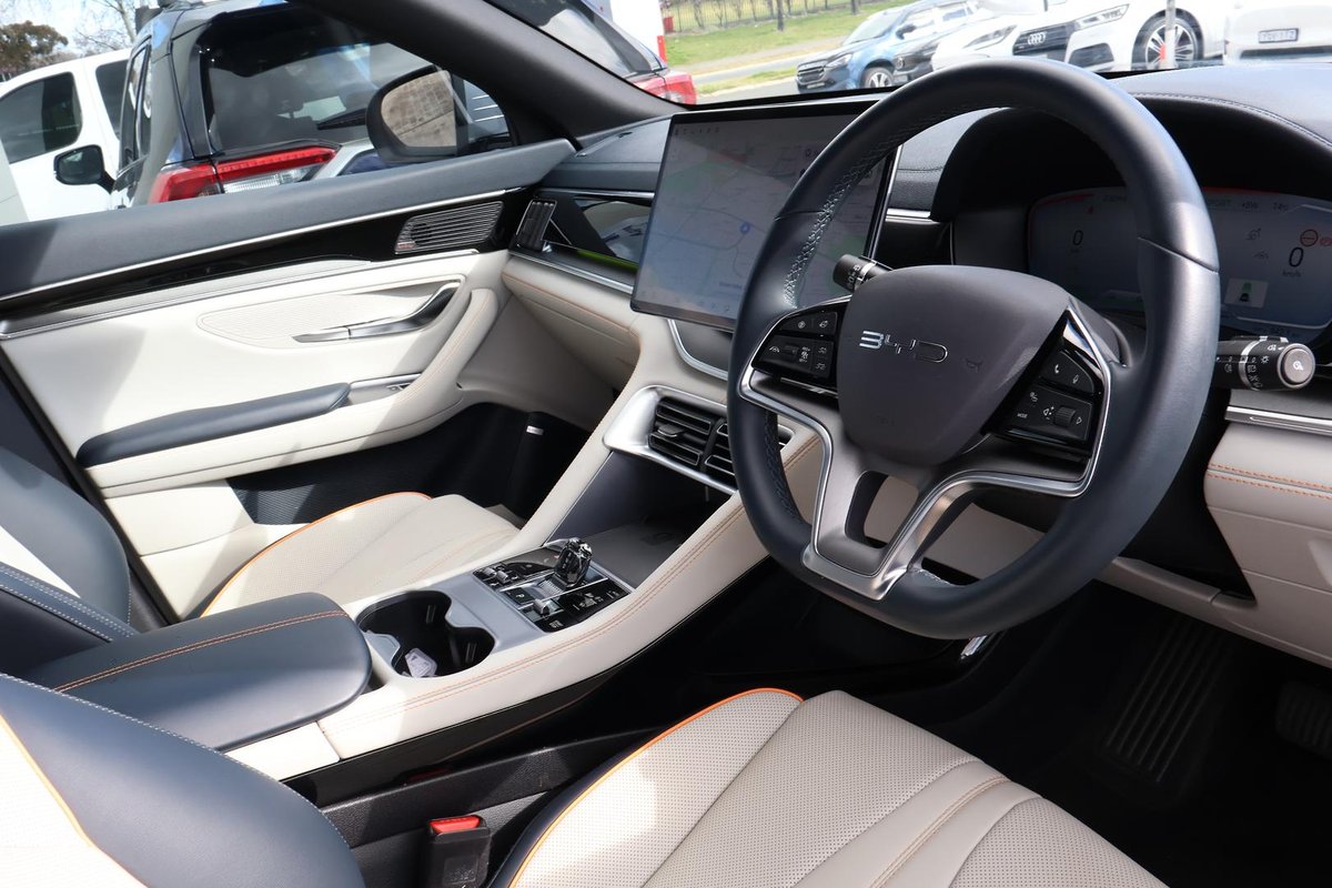 2024 BYD SEALION 6 Premium AWD image 7