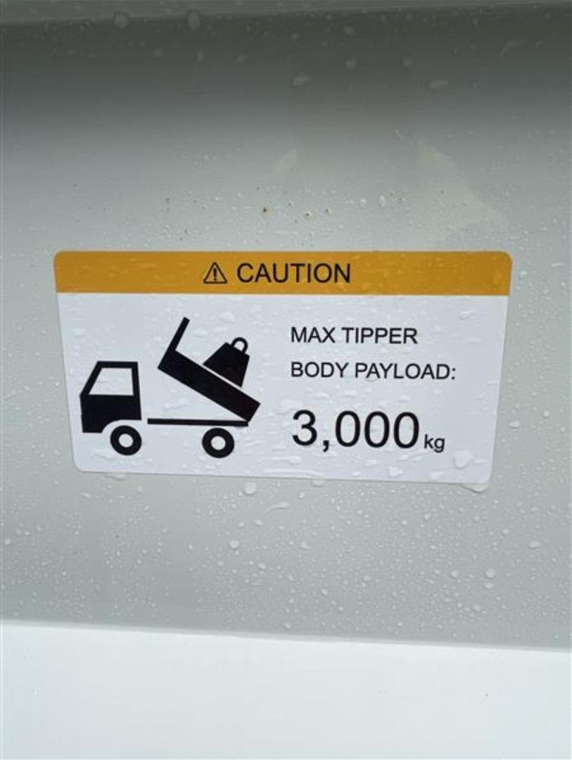 2025 Isuzu N Series NKR 62/45-150 DT D25 Tipper image 15