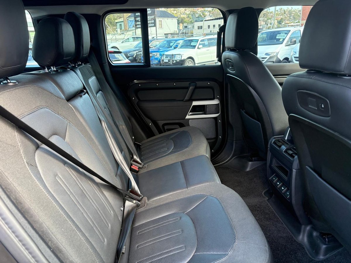 2020 Land Rover Defender 110 P400 SE L663 MY20 AWD image 15