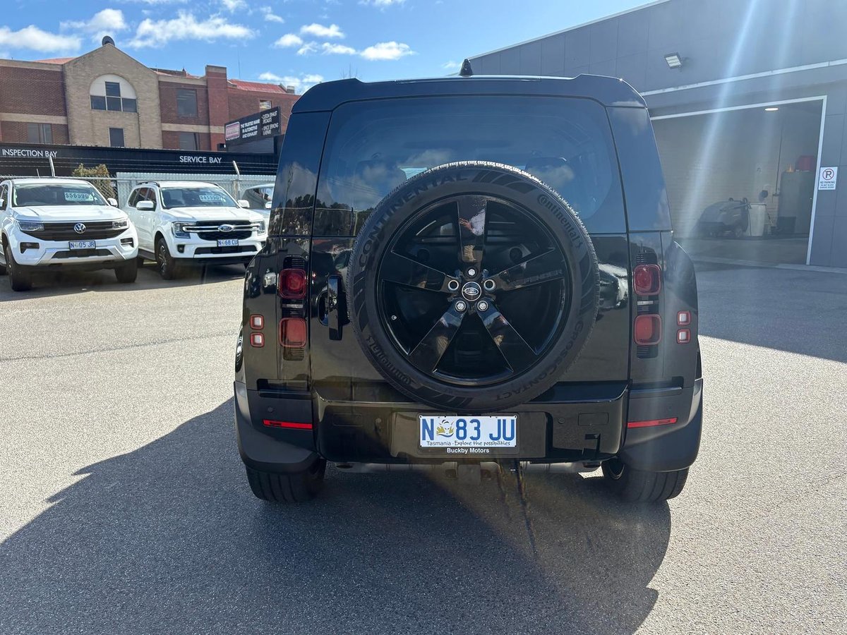 2020 Land Rover Defender 110 P400 SE L663 MY20 AWD image 8