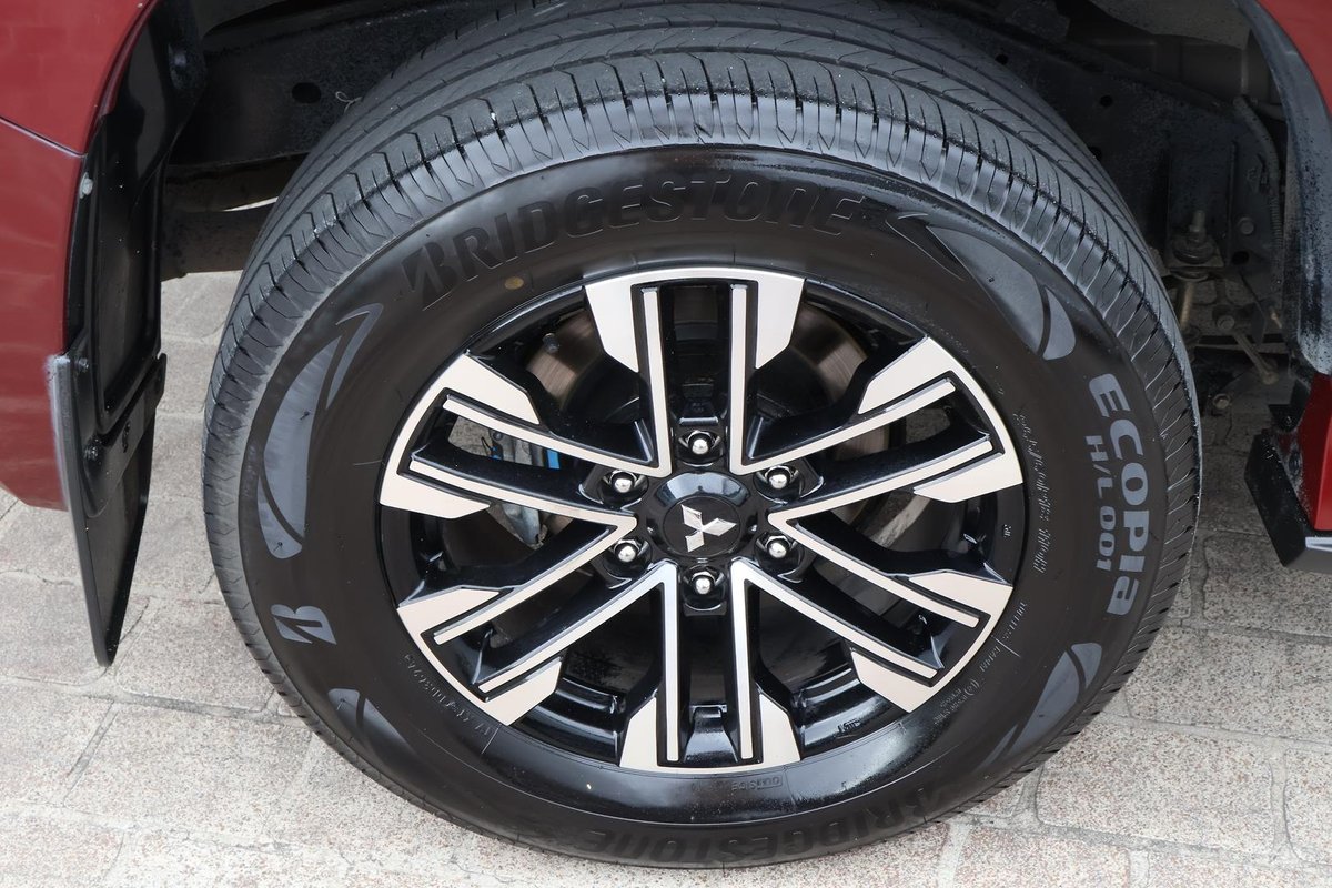 2020 Mitsubishi Pajero Sport GLS QF MY20 4X4 Dual Range image 32