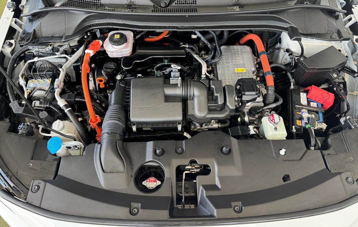 2024 Honda HR-V e:HEV X MY25 image 35