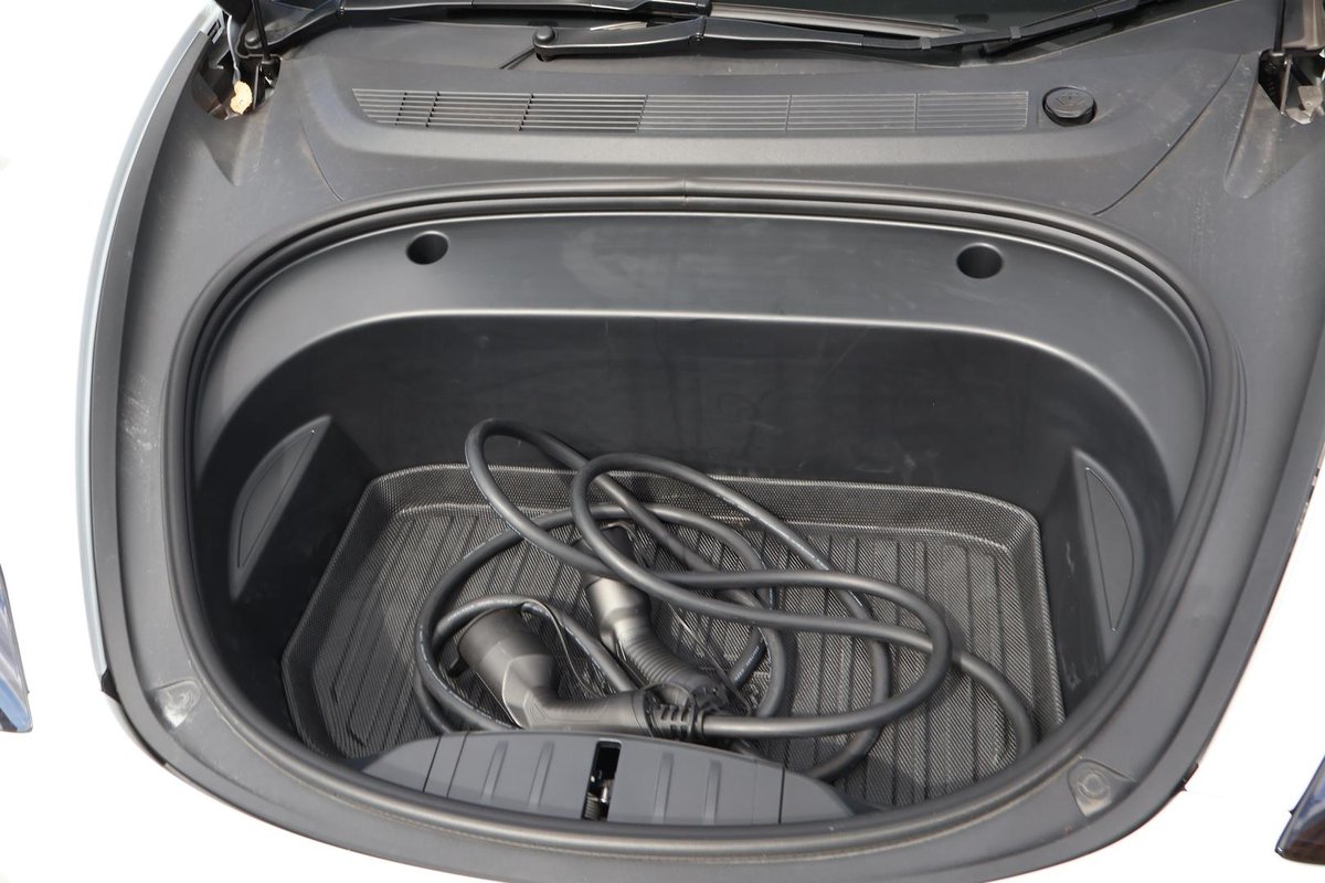 2022 Tesla Model 3 Long Range AWD image 29
