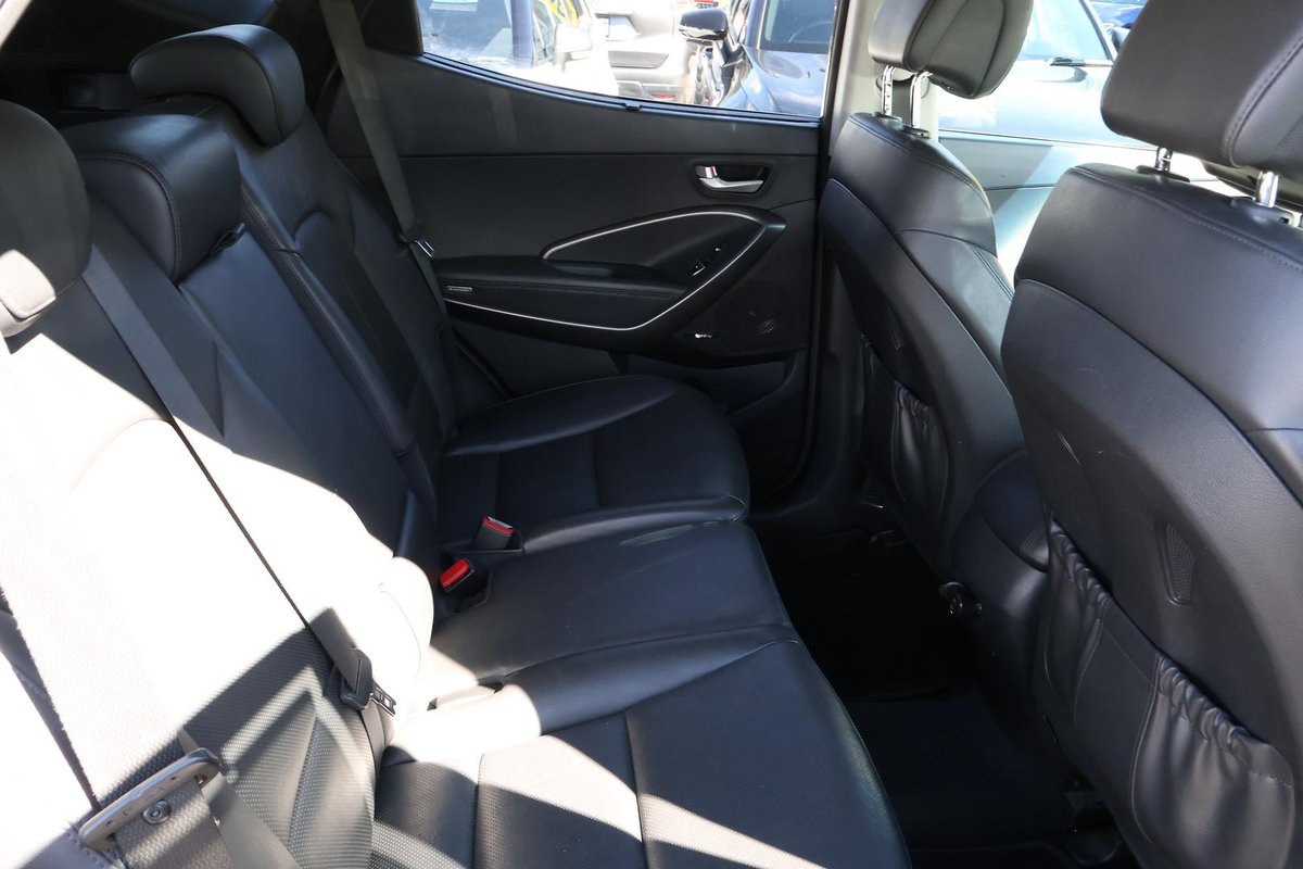 2016 Hyundai Santa Fe Highlander DM3 Series II MY17 4X4 On Demand image 29