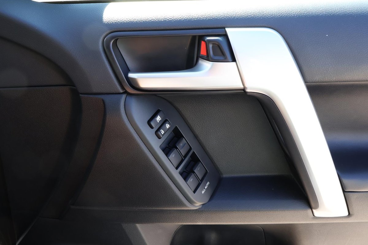 2021 Toyota Landcruiser Prado VX GDJ150R 4X4 Dual Range image 22
