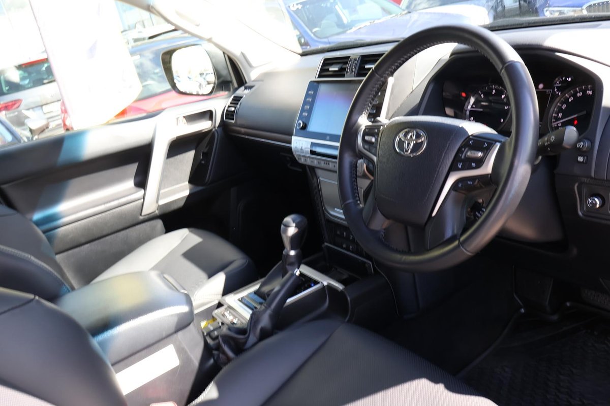 2021 Toyota Landcruiser Prado VX GDJ150R 4X4 Dual Range image 7