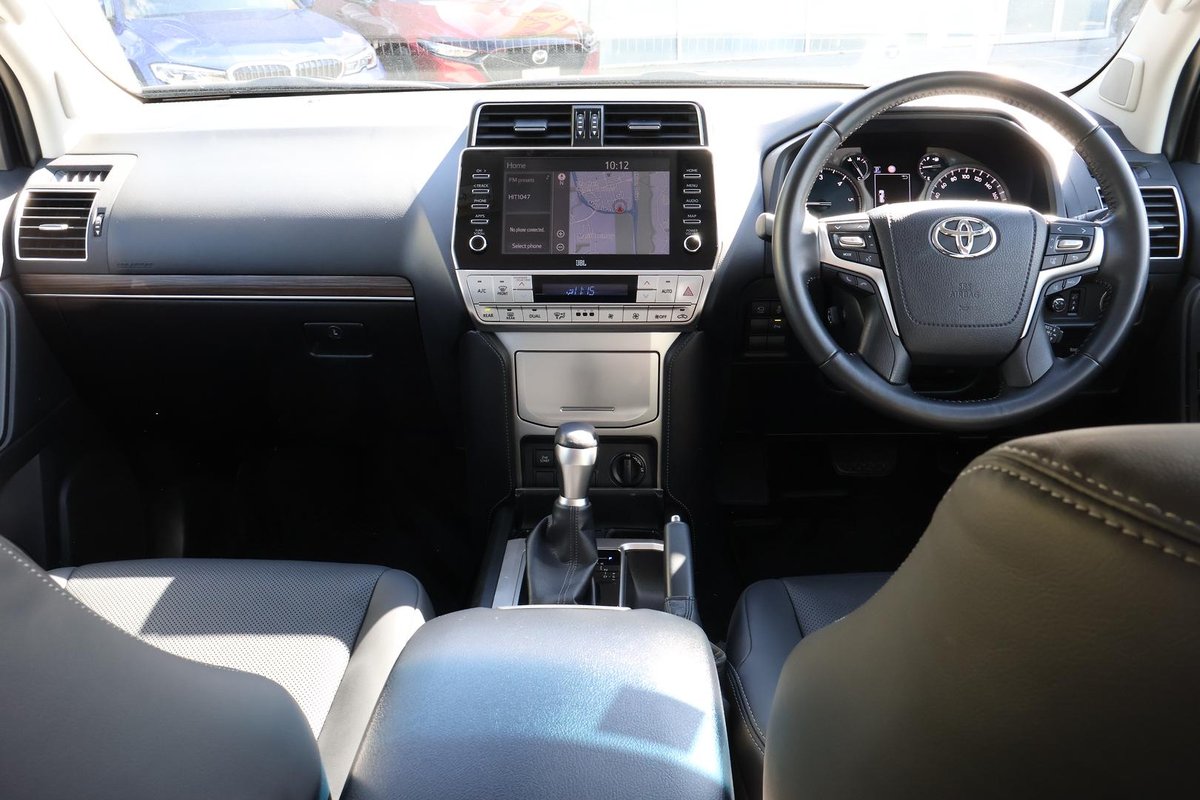 2021 Toyota Landcruiser Prado VX GDJ150R 4X4 Dual Range image 8