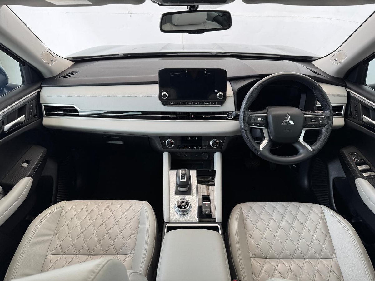 2022 Mitsubishi Outlander Exceed ZM MY22 AWD image 10