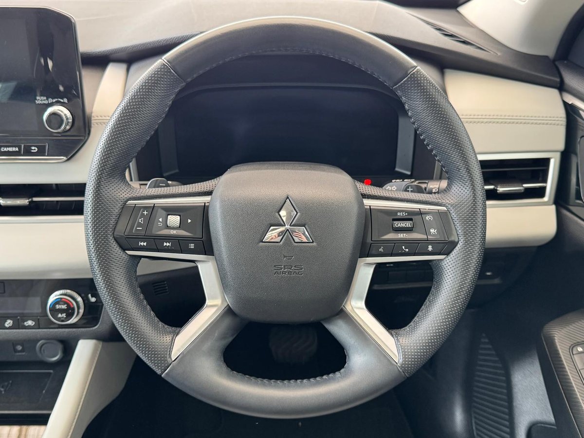 2022 Mitsubishi Outlander Exceed ZM MY22 AWD image 12